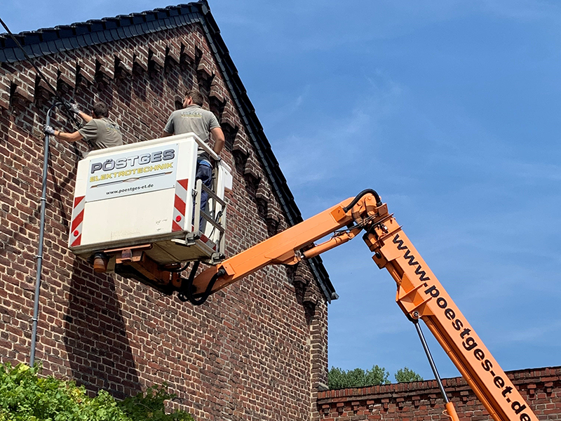 Steigerfahrzeug Poestges ET